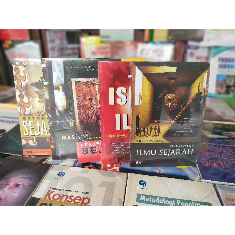 Buku Kuntowijoyo 1 Paket