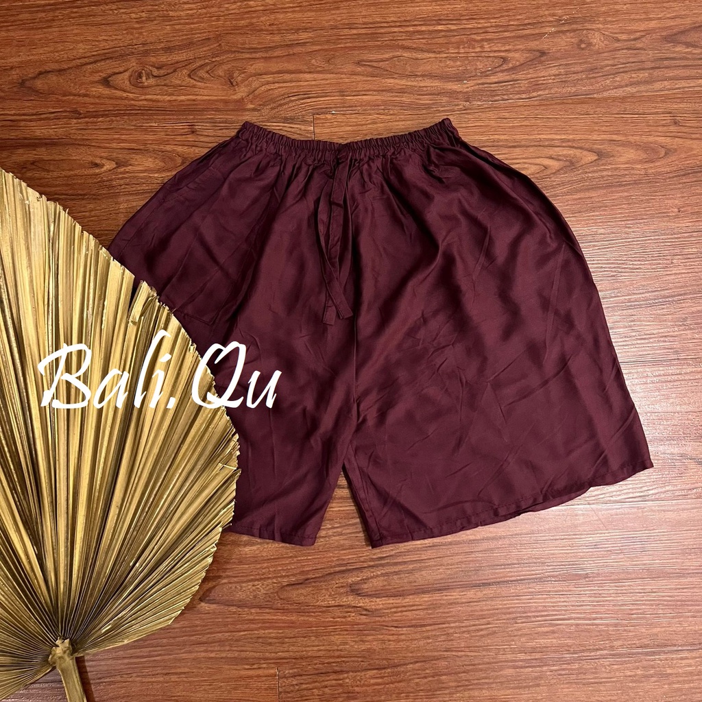 Celana Pendek Polos Jumbo Bali-RED WINE