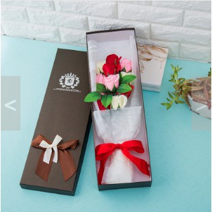 

bucket bunga wedding hadiah gift wisudah murah