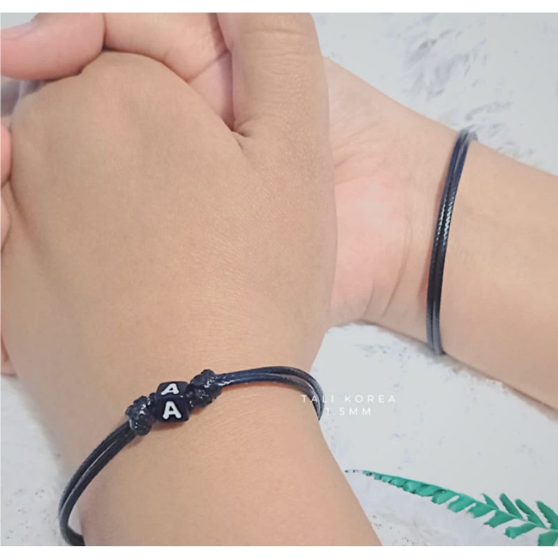 (GRATIS) A-O CUSTOM GELANG COUPLE INISIAL TALI KOREA single slide (beli 10 free gelang polos 1) gela