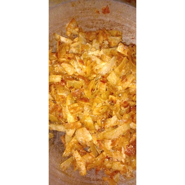 

Keripik Singkong Basah Pedas Manis 1kg