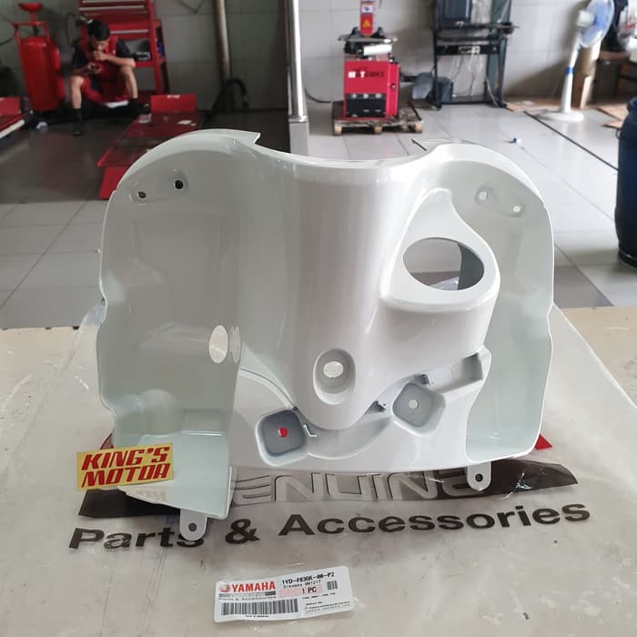 legshield/leg shield/lexil/cover/dasbor kontak FINO FI,125 PUTIH