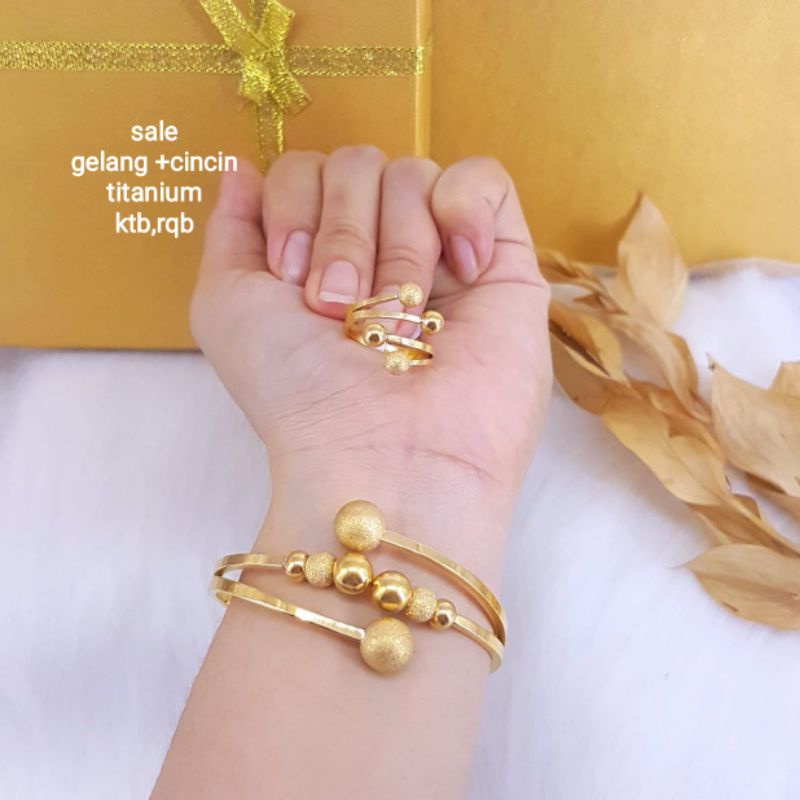 Gelang +cincin titanium Boba,aigner TIDAK luntur, yg lagi hits ditoko emas,