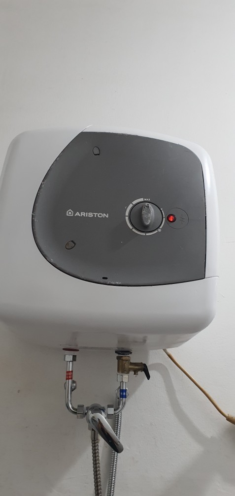 Water Heater Pemanas Air Ariston 15l Bekas Original Shopee Indonesia