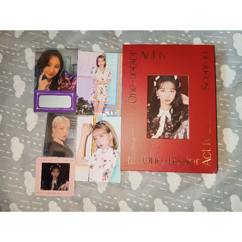 album one reeler scene 3, photocard, stratch card: chaeyeon, chaewon, eunbi, yuri, kim garam, hong e