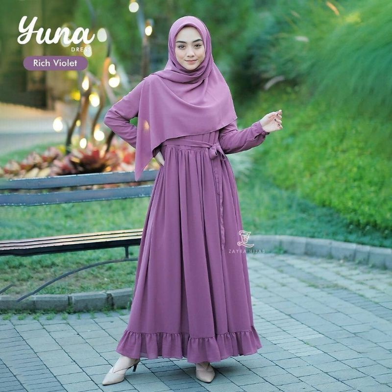 Yuna dress by zayrahijab