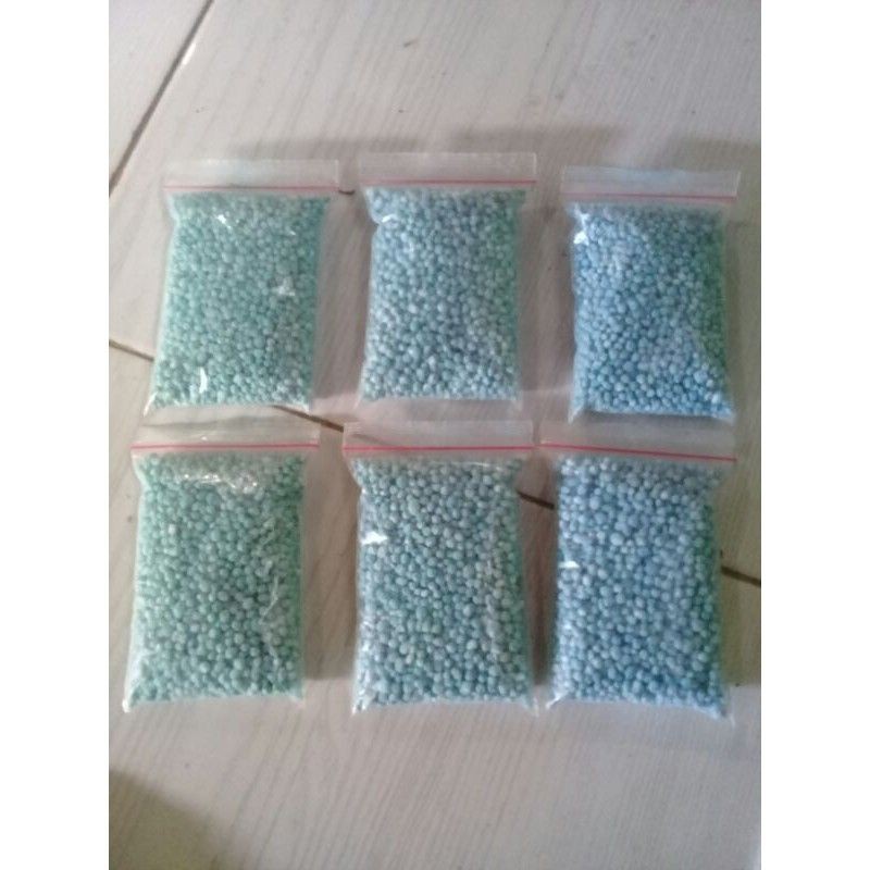 PUPUK TANAMAN HIAS, NPK 16 16 16 MUTIARA BIRU REPACK 100 GRAM