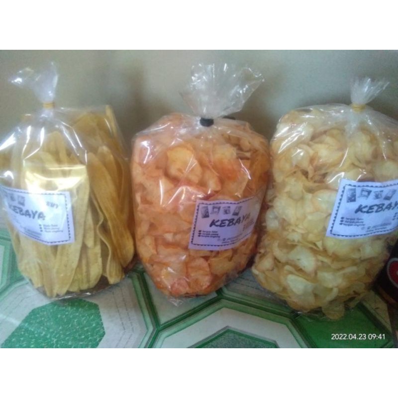 

kripik renyah KEBAYA