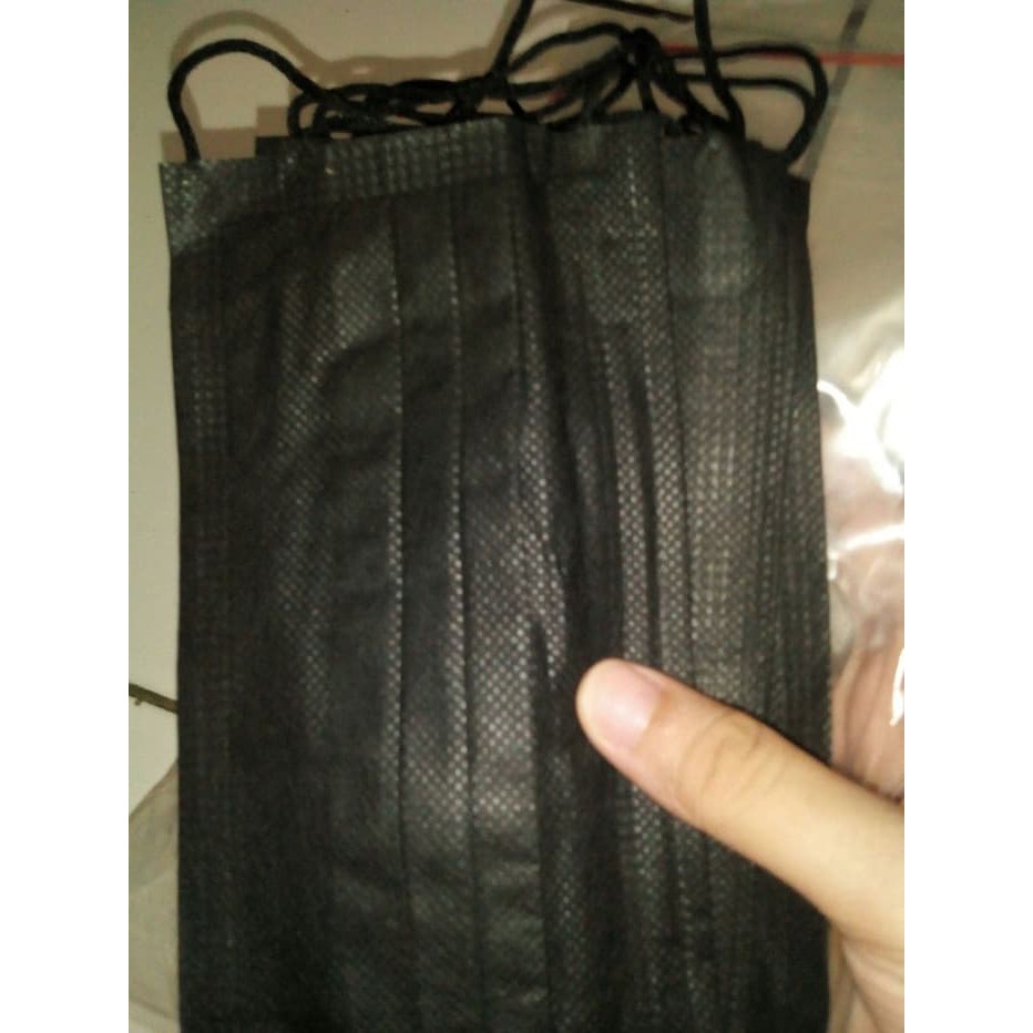Masker Kain Kasa Hitam / Black Kpop, Import Korea