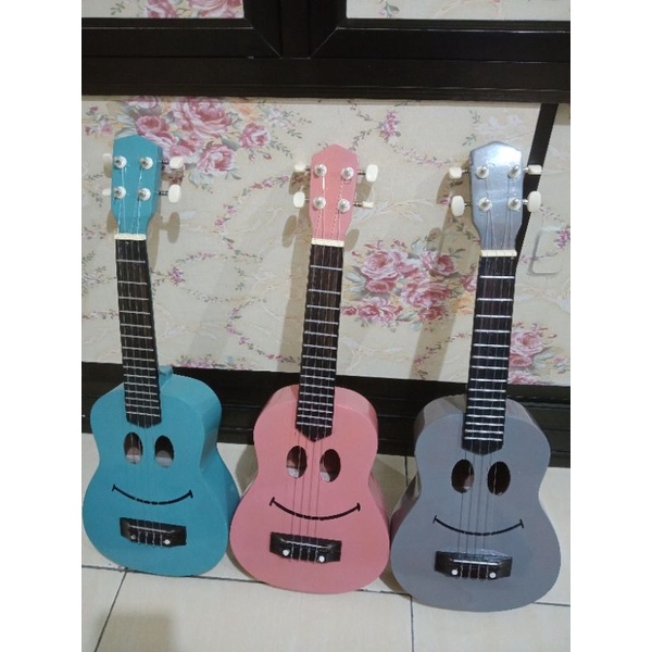 kentrung senar3 /gitar mini senar 4/ukulele smile ping  murah senar4/gitar kado hadiah GARANSI PENGIRIMAN-RUSAK/PATAH