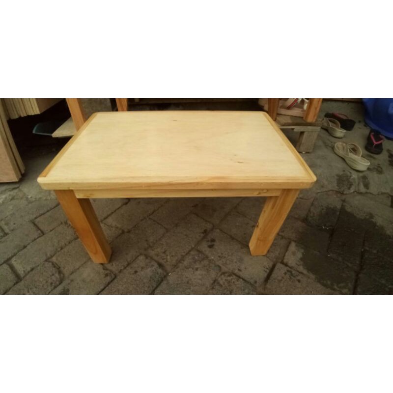 meja lesehan belajar atau ngaji