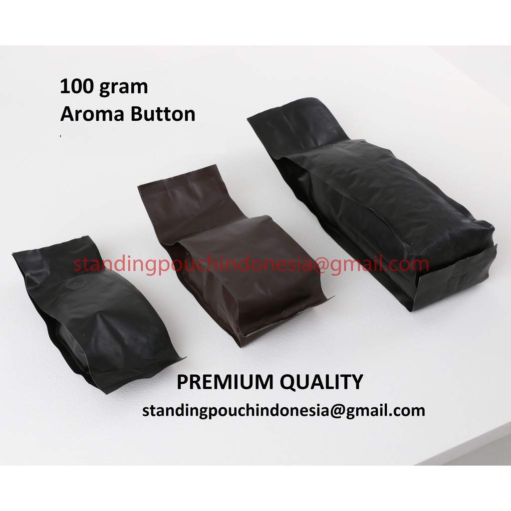 

Kemasan Kopi Gusset Quad Seal 100g (50PCS) (VALVE) HITAM *PREMIUM*