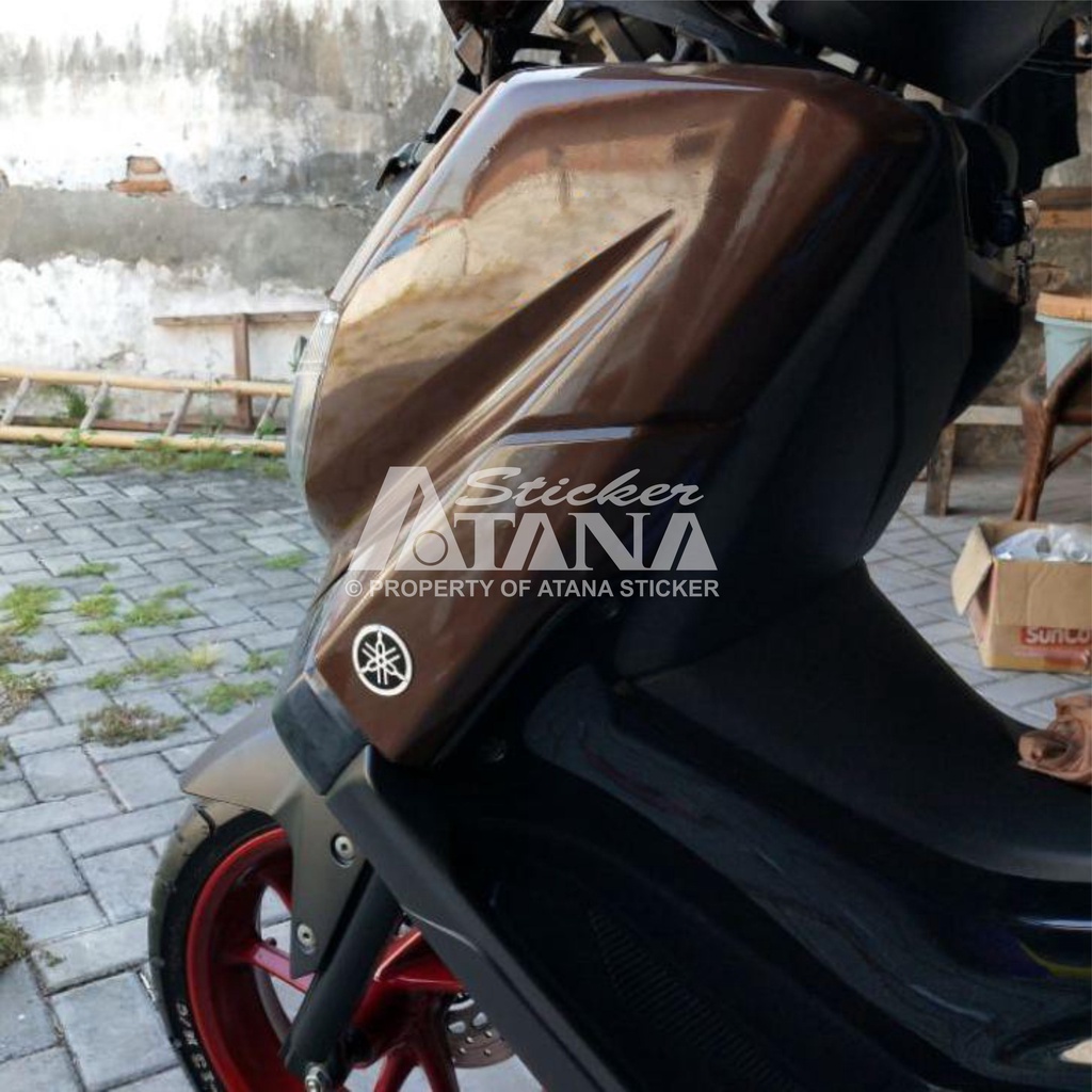 Skotlet Coklat Glossy Scotlet Brown Stiker Cokelat Metalik Sticker Cream Decal Vinyl Meteran Roll Sepeda Motor Matic Mobil Scotlite Body Scotlight Nyala Dekorasi Kaca Background Aquarium Lantai Tiang Aksesoris Scoopy PCX NMAX Lexi Vario Beat Mio Vespa