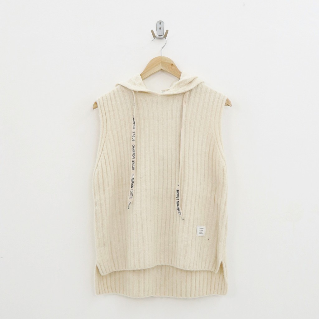 Oble knit hodie vest -Thejanclothes