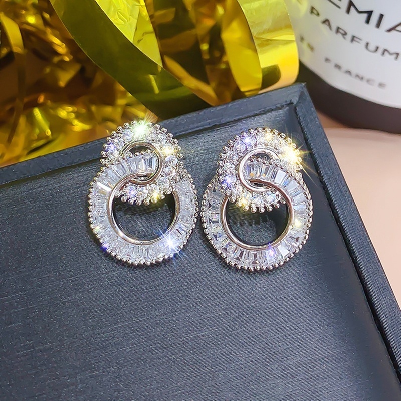 Anting Bulat Ganda Warna Silver Aksen Berlian Untuk Aksesoris Wanita