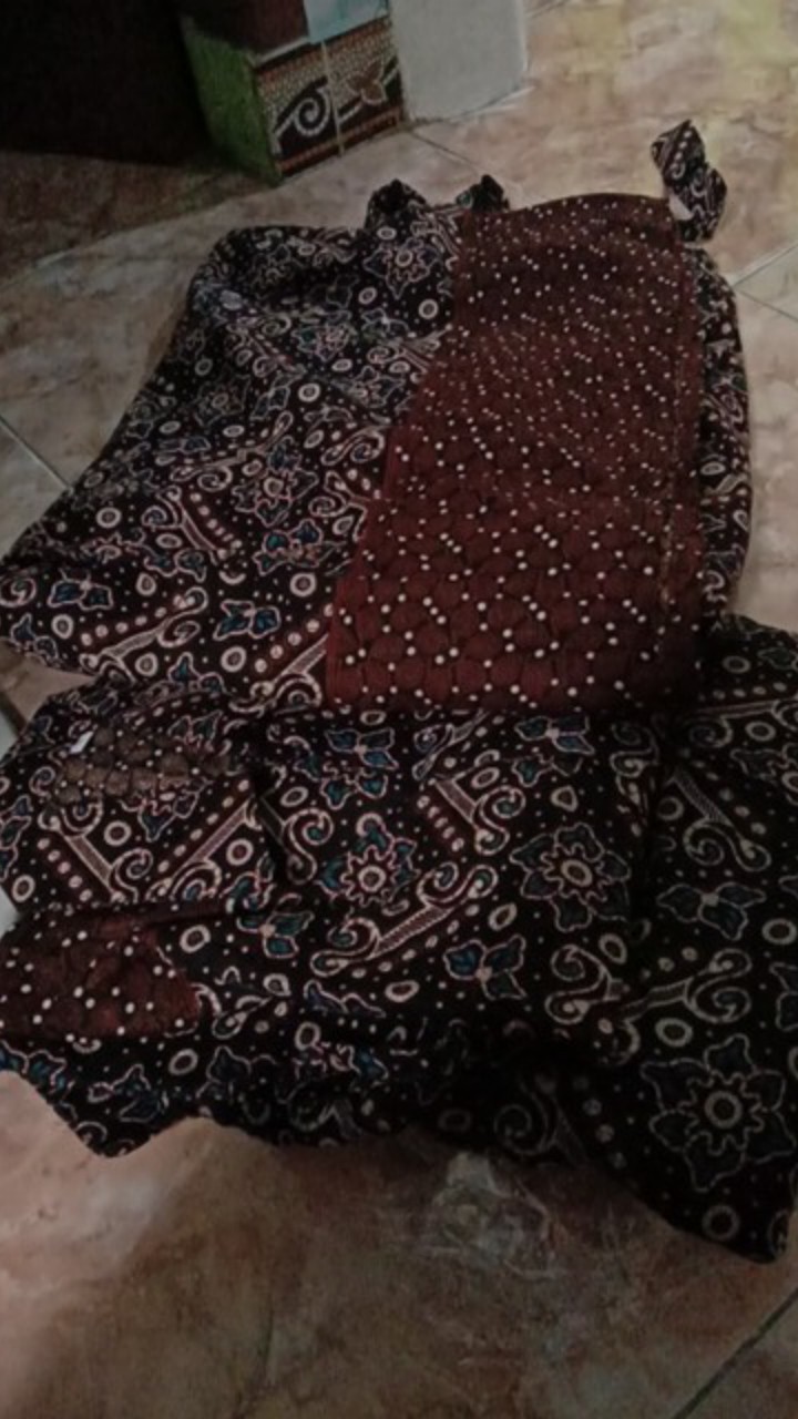 Batik Couple Keluarga Sania Ruffle Ori Ndoro Jowi Dnt Mataram