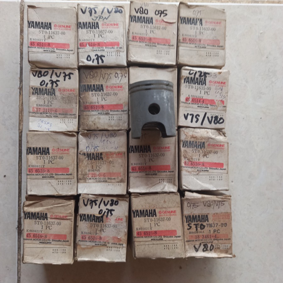 Piston Only Yamaha V75 V80 OS 0.75 Original Yamaha NOS