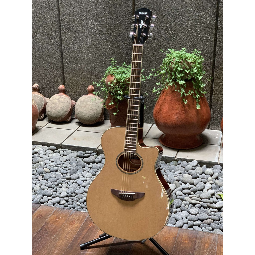 Gitar Akustik Yamaha APX 600 / APX600 - Natural