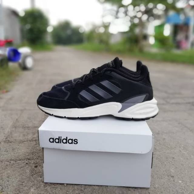 Harga Diskon Sepatu Adidas Valasion 90s Black Original Shopee Indonesia