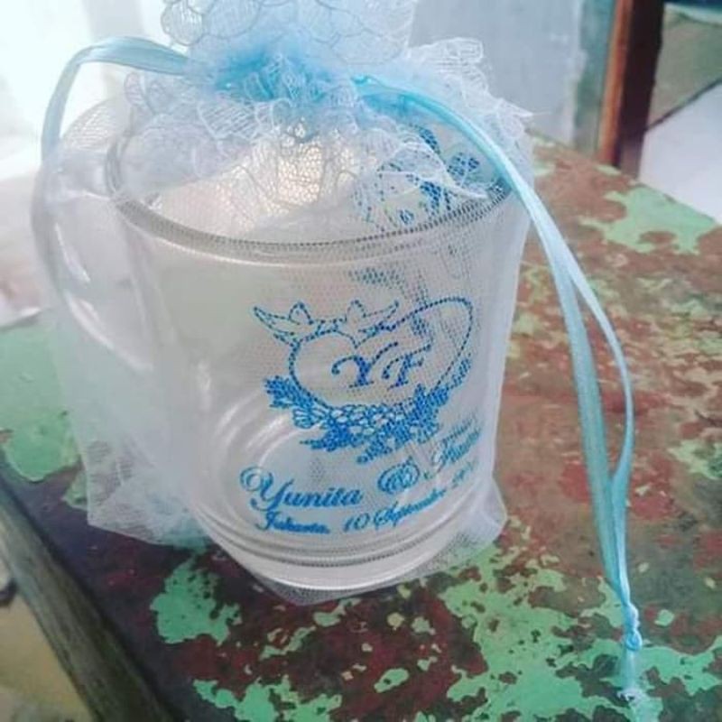 souuvenir pernikahan gelas sablon custom gelas gagang bening sablon kemas sarung tile