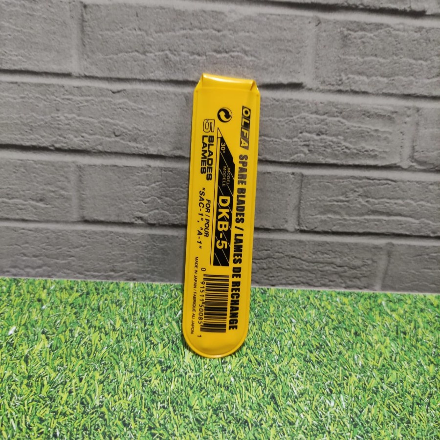 

Refill Cutter 9mm OLFA DKB-5 Spare Blade for Graphic Cutter