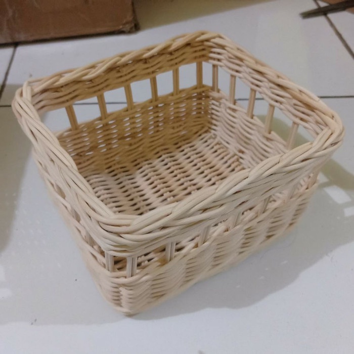 keranjang vita rotan kotak persegi sovenir seserahan parcel murah ukuran 15x15x14 cm