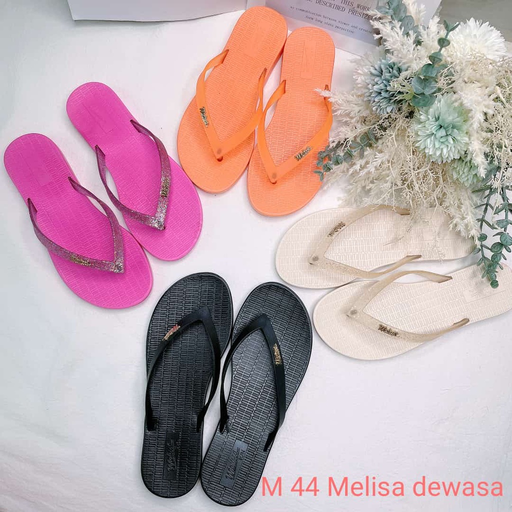 Sandal wanita Mels clasic M44