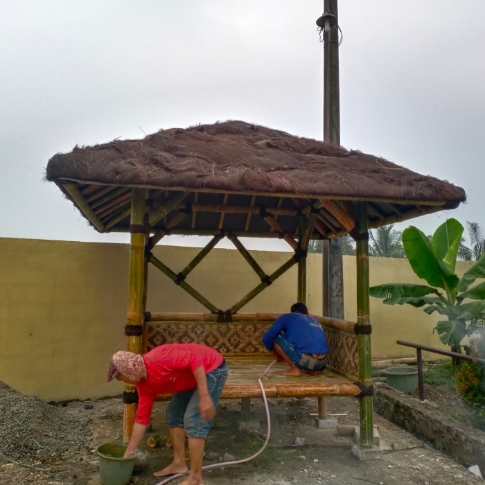 saung bambu-saung gazebo-tukang saung-tukang taman-bambu