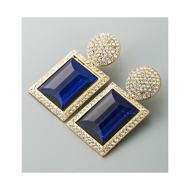 LRC Anting Tusuk Fashion White Geometric Shaped Glass Diamond Alloy Earrings D95404