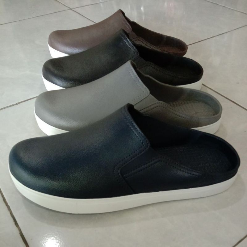 sandal baim atasnya rapat yumeida GT-9118L bisa untuk medis,  dokter,  perawat,  bidan, harian, dll