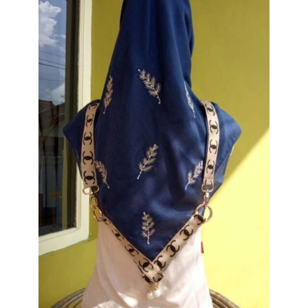 Hijab segiempat gesper bordir daun voal premium / Hijab gesper / hijab bordir premium