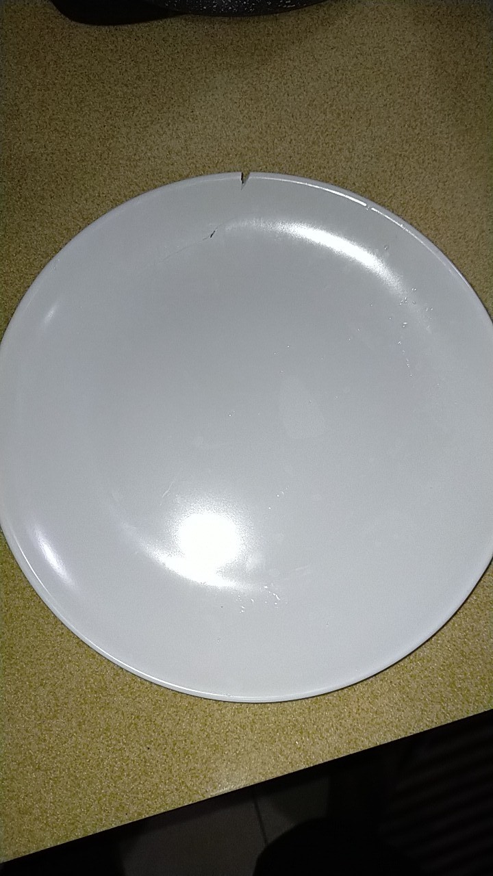 P1008 Piring Melamin Bulan 8 Inc Putih Golden Dragon