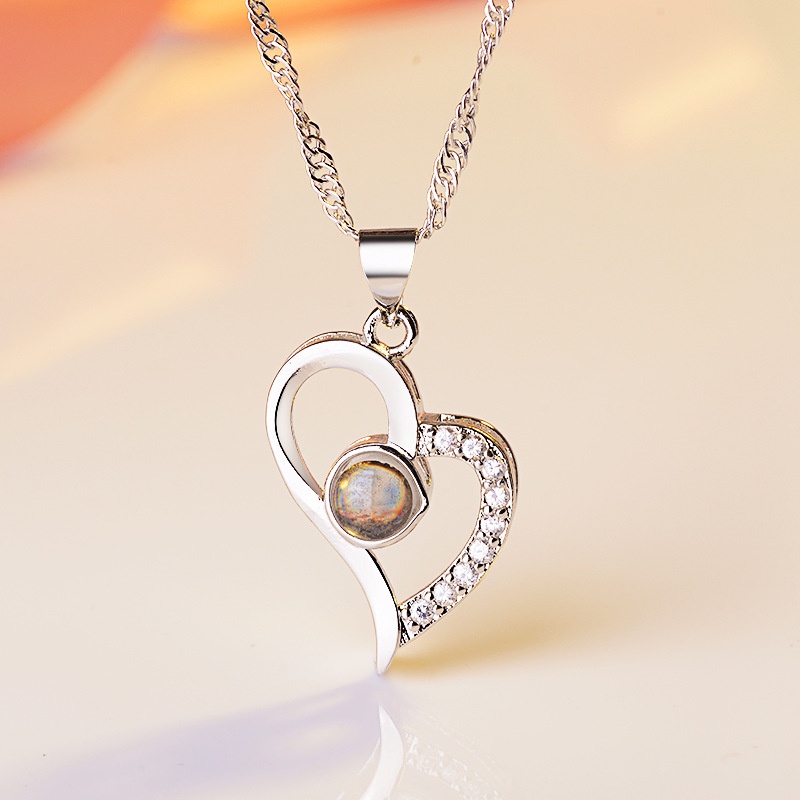[Ready Stock]Fashion Simple 925 Silver Plated Heart-Shaped Diamond Necklace