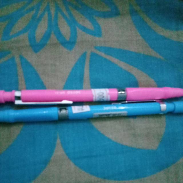 

Pensil isi