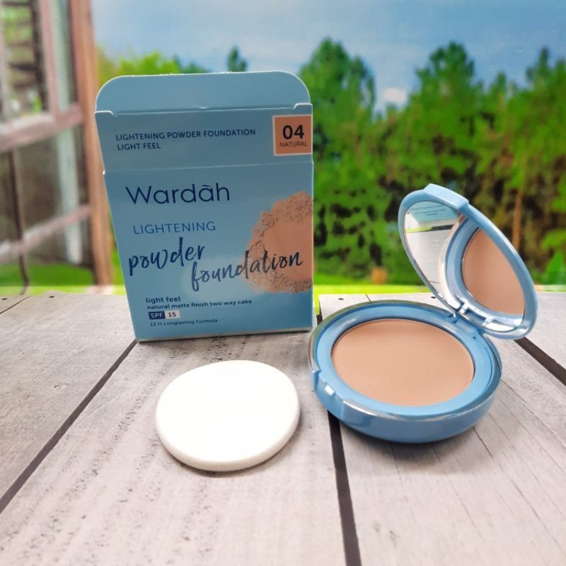 Wardah Ligthening Powder Foundation Feel+Kaca