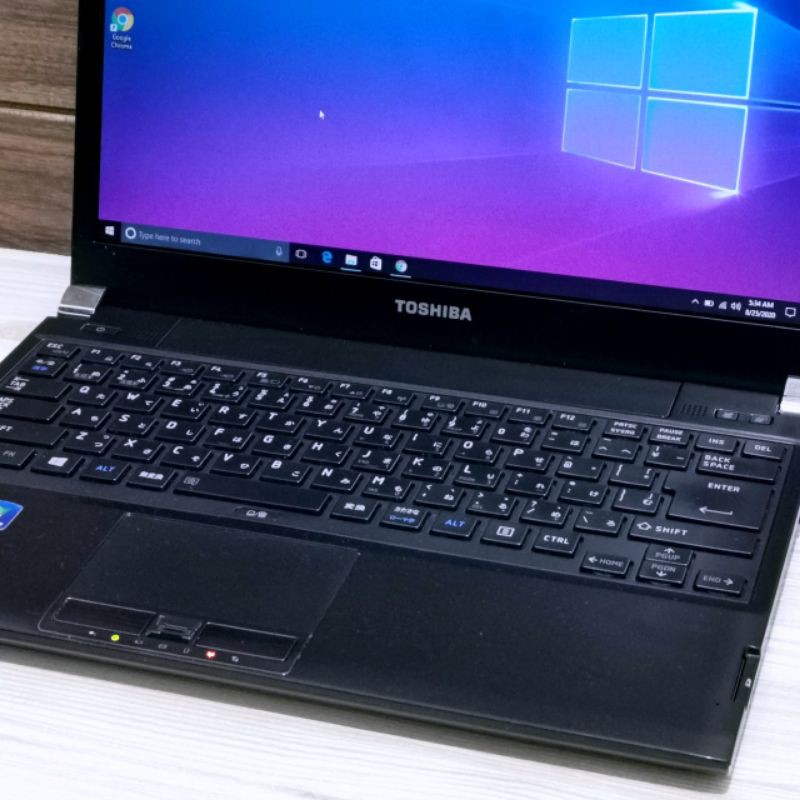 TOSHIBA DYNABOOK R732 CORE I5 3320M RAM 4GB HDD 320GB