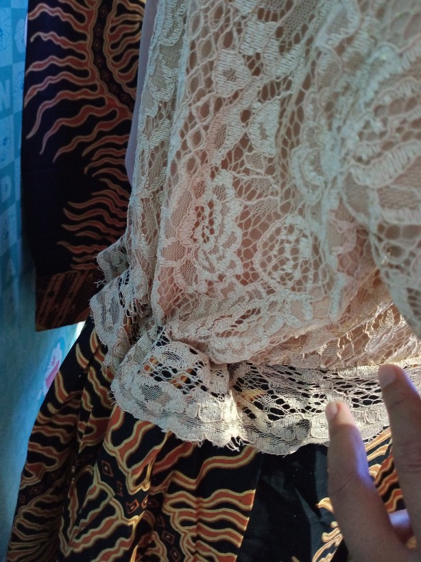 Maura Couple - Sania Ruffle Batik Couple Ori Ndoro Jowi Dnt Garansi Termurah Shopee - Kebaya  Bs059