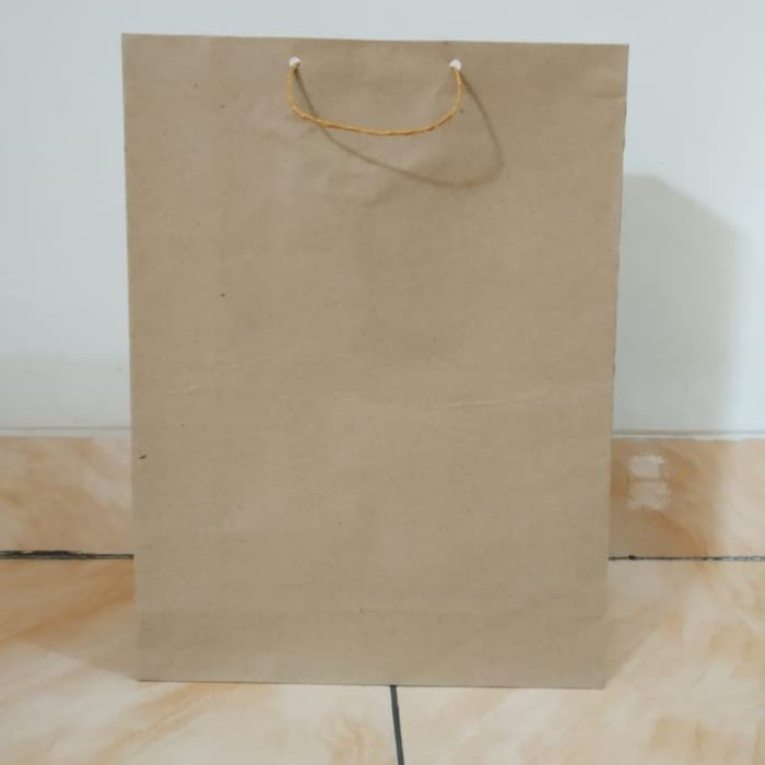 

BISA BAYAR DITEMPAT paper bag /tas belanja polos uk26*34*9cm TERLARIS