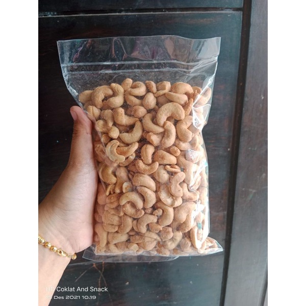 

Kacang Mede goreng