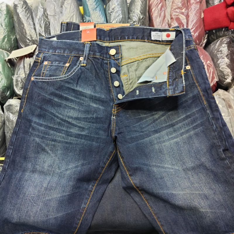 Celana pendek Levi's 501