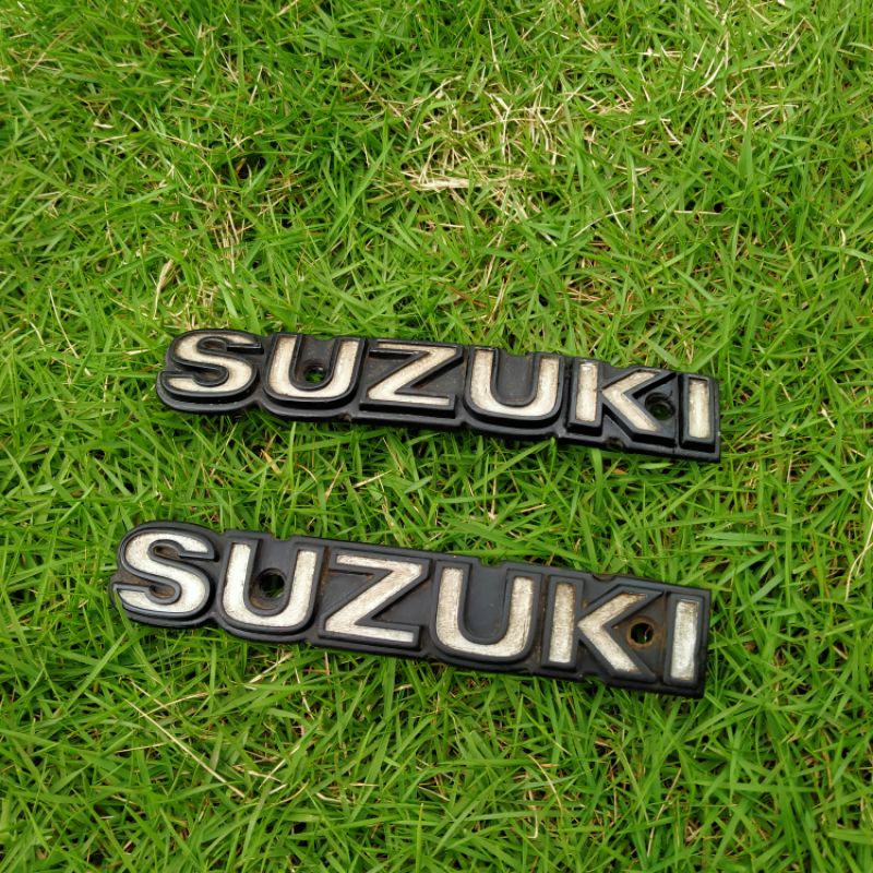 EMBLEM SUZUKI EMBLEM TANGKI RC80 RC100