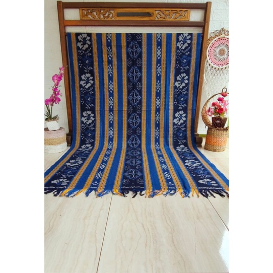 KAIN TENUN BLANKET MOTIF TORAJA SUMBA NTT TENUN TROSO TENUN ETNIK BATIK KEKINIAN