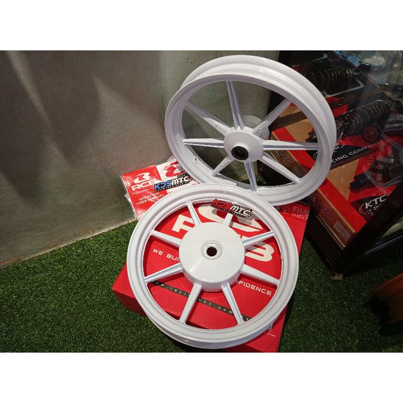 VELG / PELEK RCB SP811 VARIO 125 150. WHITE ONLY