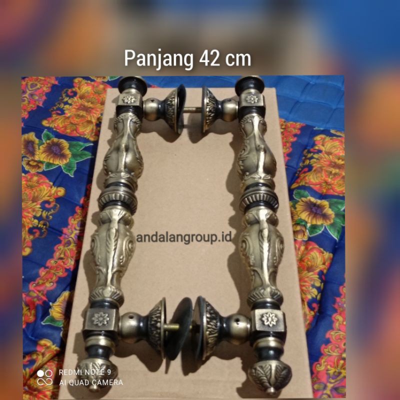 handle pintu kuningan antik klasik / tarikan pintu ukir baut tembus