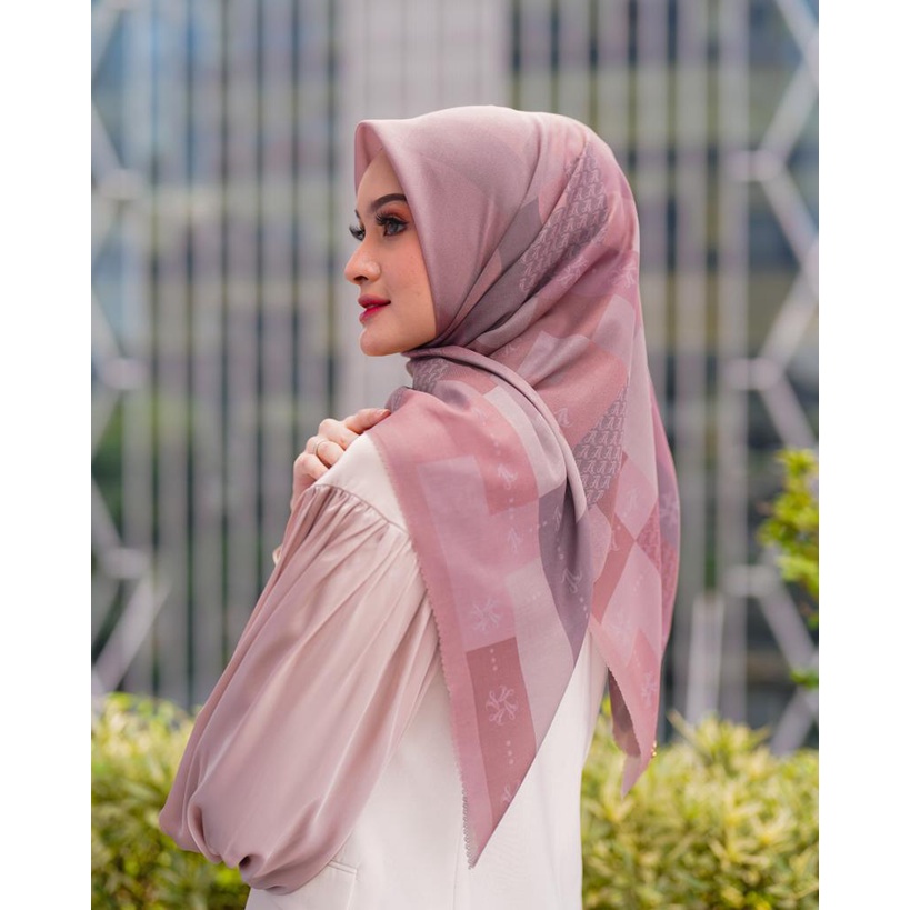 Ayu by Ayu Lestari - Moza Reborn in Brushetta