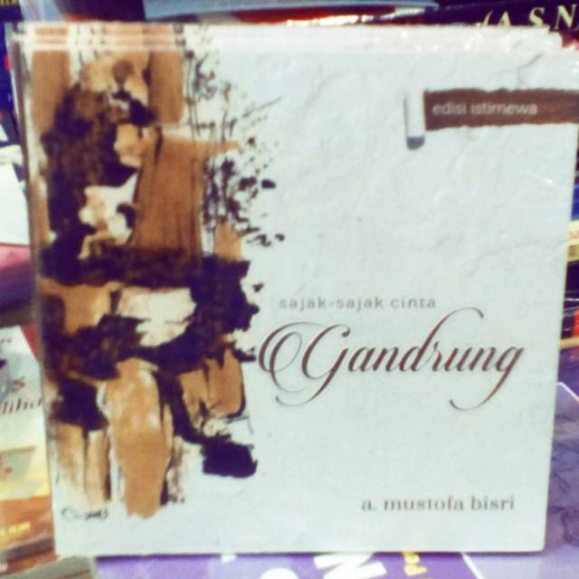 Buku sajak-sajak cinta gandrung