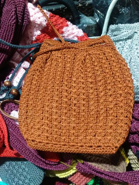 (BISA COD) TAS SELEMPANG RAJUT SERUT GAUL BAHAN NYLON UKURAN 20x25 cm - SLING BAG WANITA MURAH
