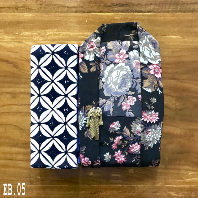 KEBAYA KUTUBARU ATASAN BATIK BUNGA EB.05 & CN.91