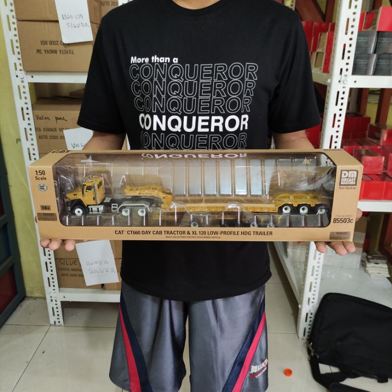 Diecast Miniatur Truck CAT CT660 Low Loader Miniatur Alat Berat Tambang Truck Caterpillar 1:50
