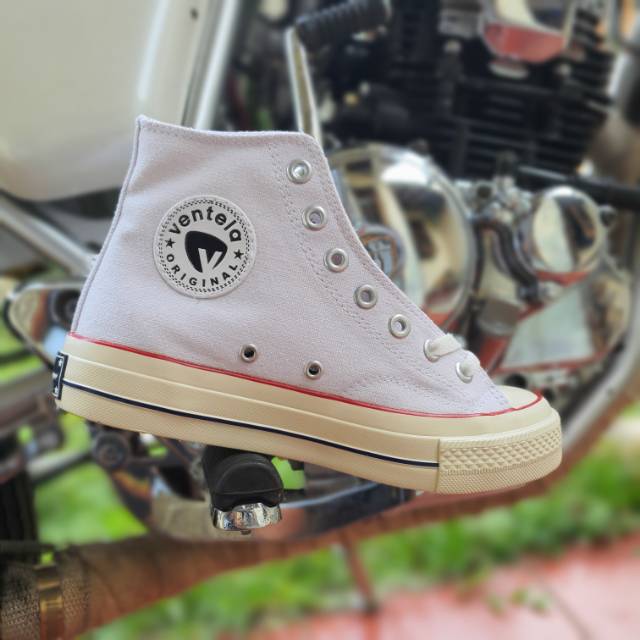 Ventela 70s high white